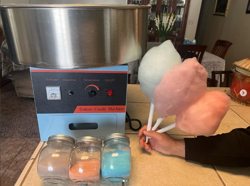 Cotton candy machine
